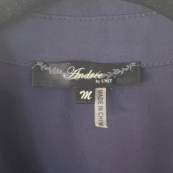 Andree By UNIT Blue Red Embroidered Top Roll Tab Sleeve Boho Western sz. M - Picture 4 of 7